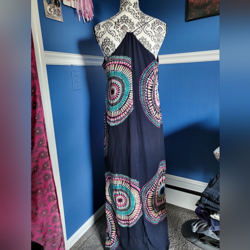 Spaghetti strap maxi length summer dress Size medium - Picture 2 of 4